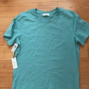 NWT Babaton crew shirt